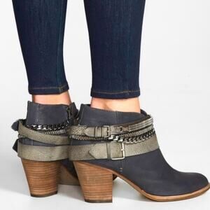 Dolce Vita Yazmin Motorcycle Booties Boots Size 9